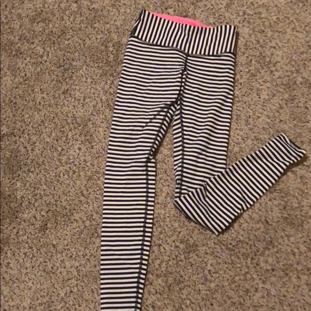 Lululemon Wonderunder pants striped